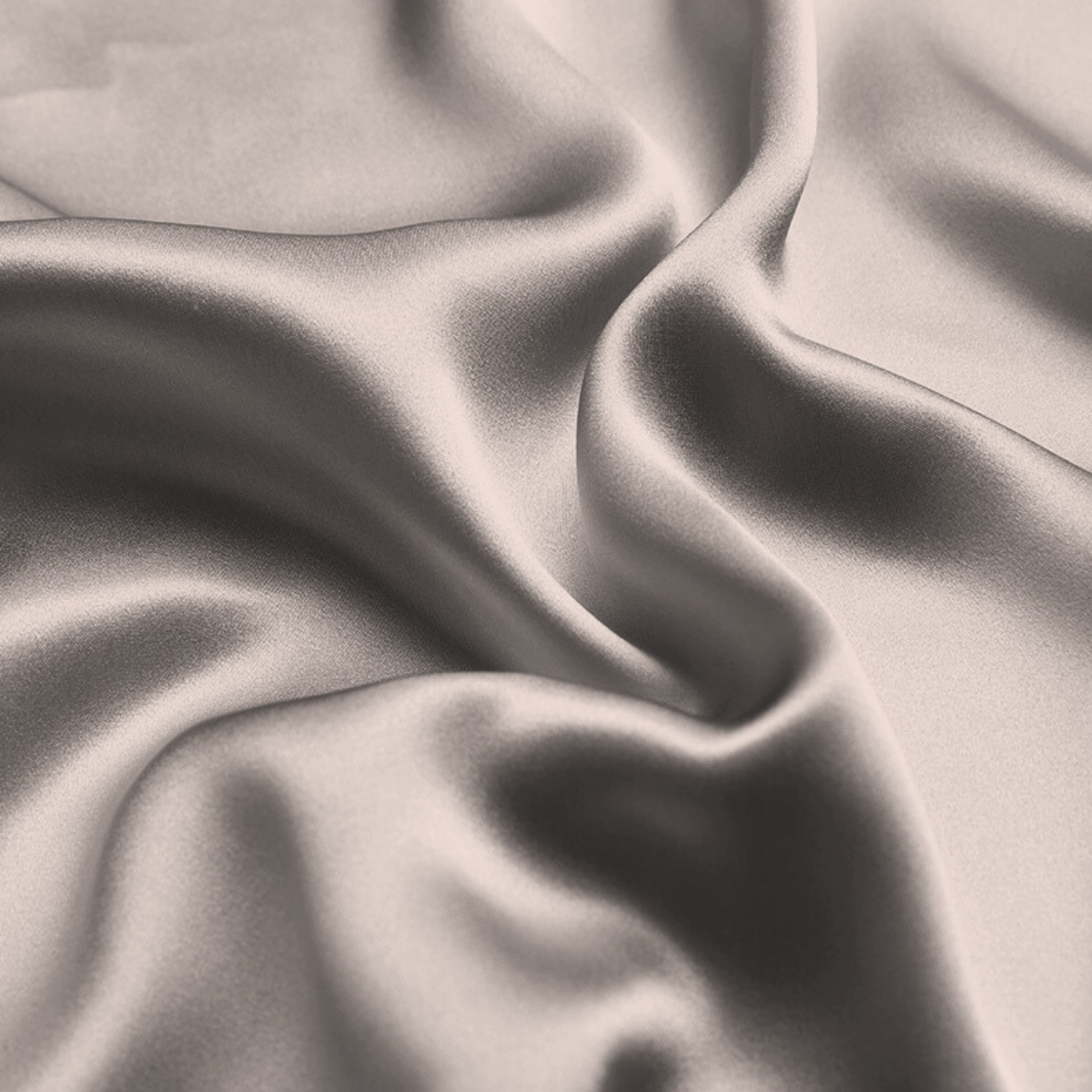Silver 100% Pure Mulberry Silk Fabric 19mm Cut-to-Size Silk Fabric
