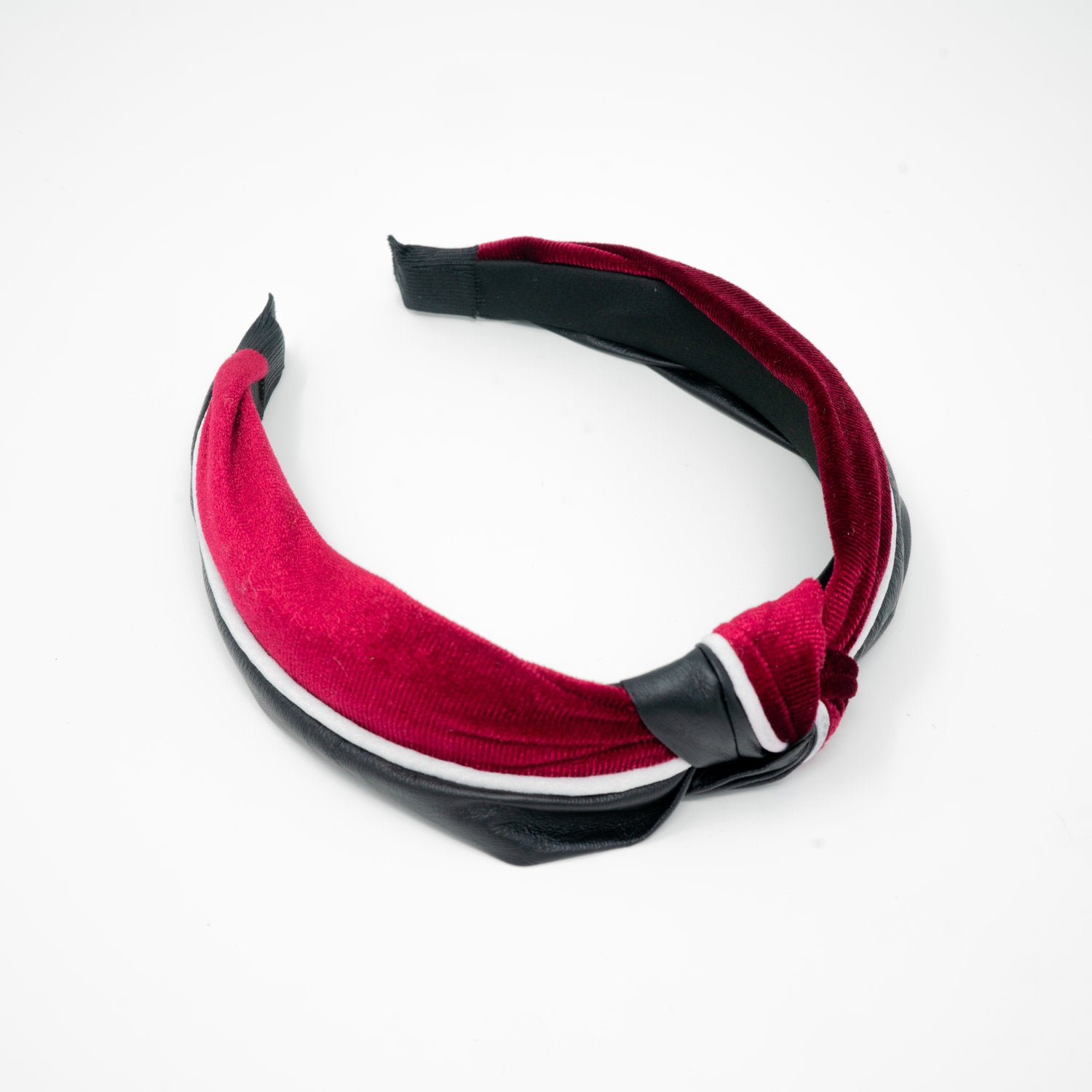 Black and Red Headband by NOCHKA
