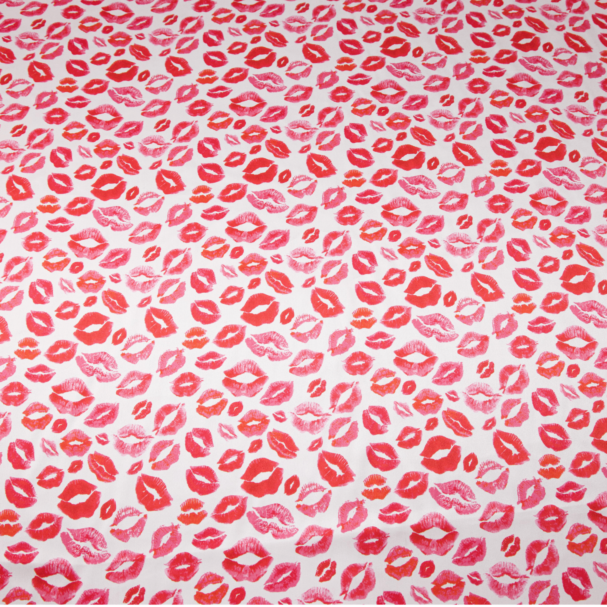Lips Print 100% Pure Mulberry Silk Fabric 19mm 44" Width Pre - Cut Silk Fabric - NOCHKA
