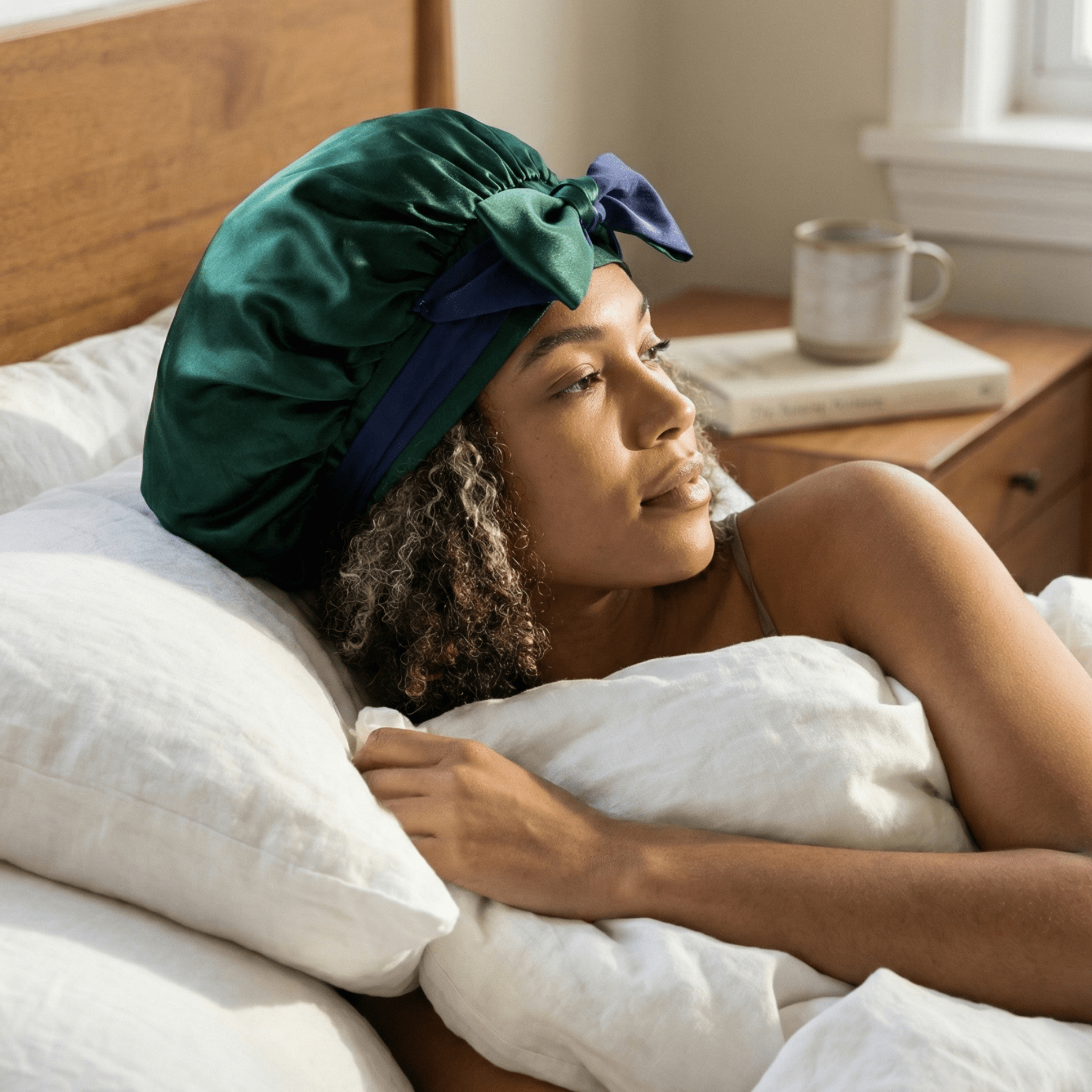 Navy Blue and Hunter Green Reversible Bonnet with Ties - NOCHKA
