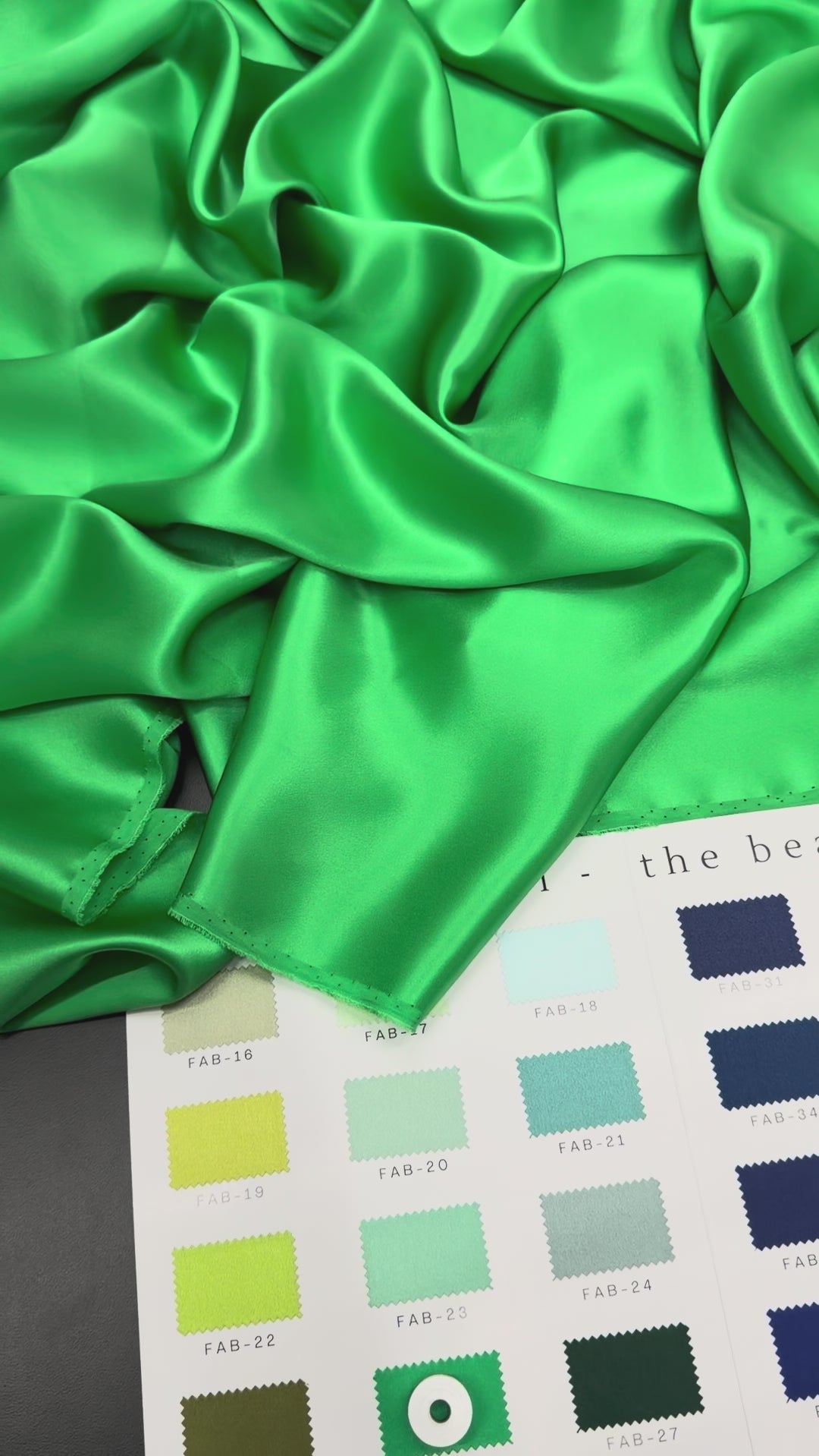 Kelly Green 100% Pure Mulberry Silk Fabric 19mm Cut-to-Size Silk Fabric
