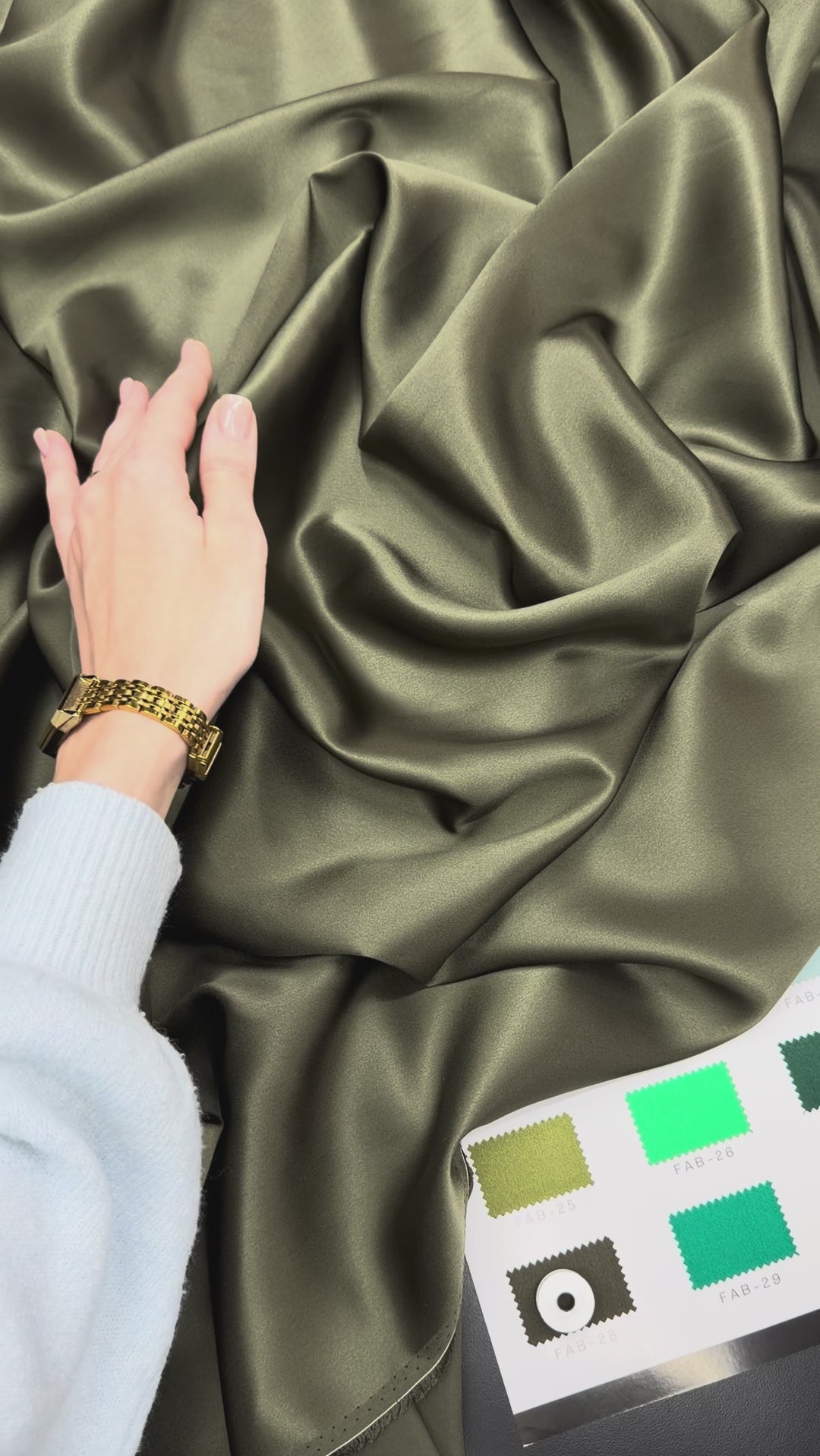 Avocado 100% Pure Mulberry Silk Fabric 19mm Cut-to-Size Silk Fabric
