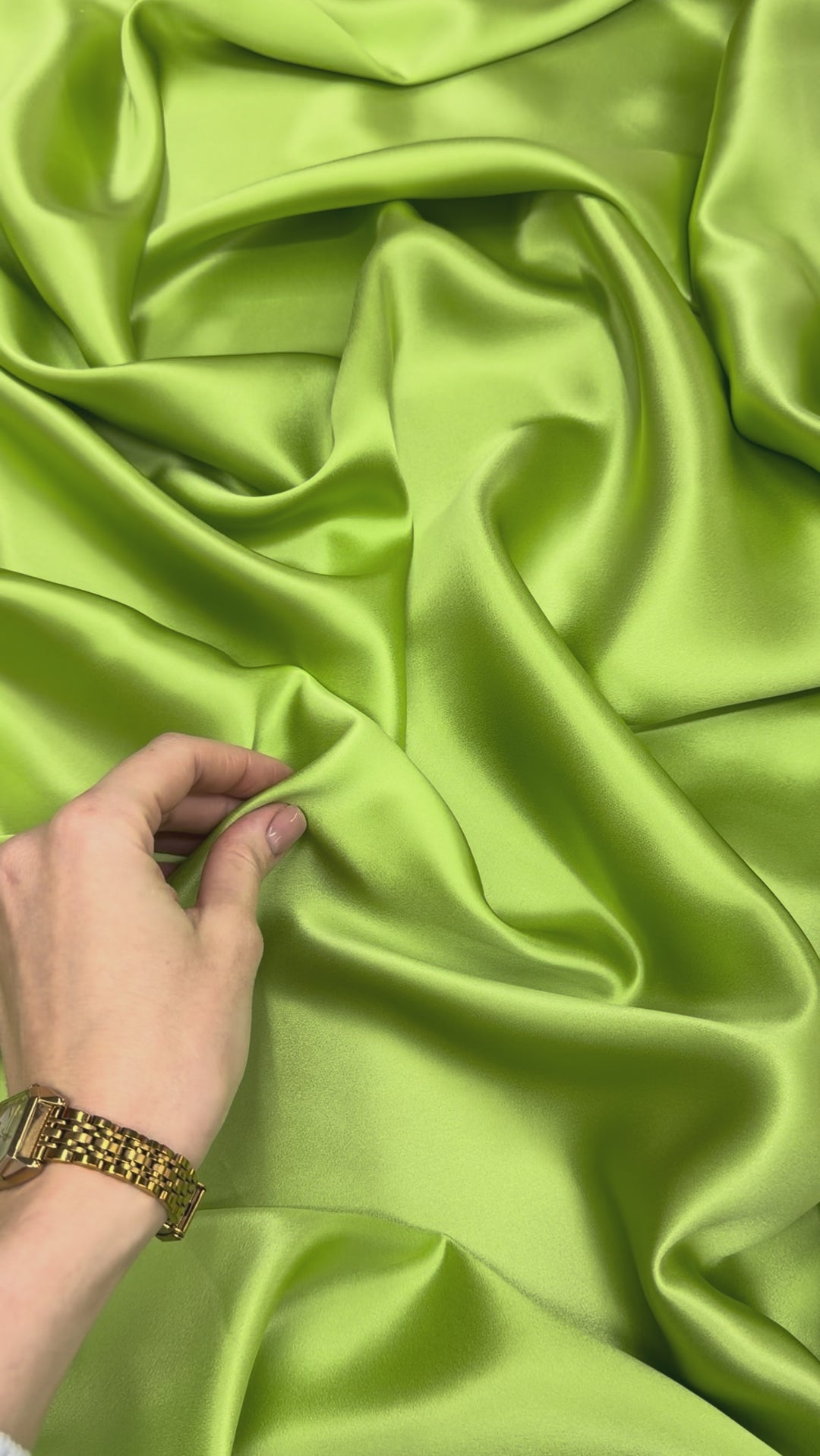 Lime 100% Pure Mulberry Silk Fabric 19mm Cut-to-Size Silk Fabric
