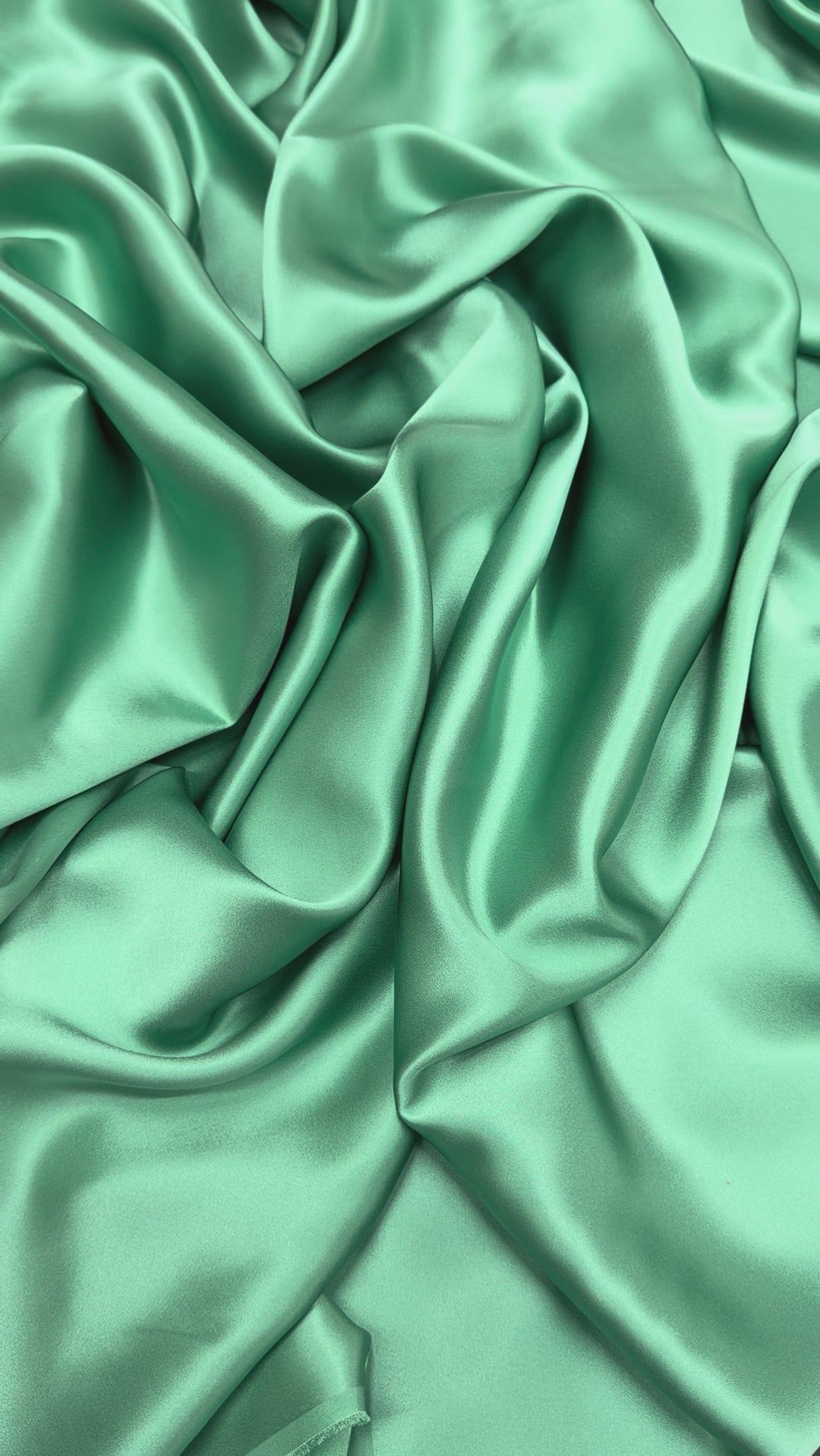 Jungle Green 100% Pure Mulberry Silk Fabric 19mm Cut-to-Size Silk Fabric
