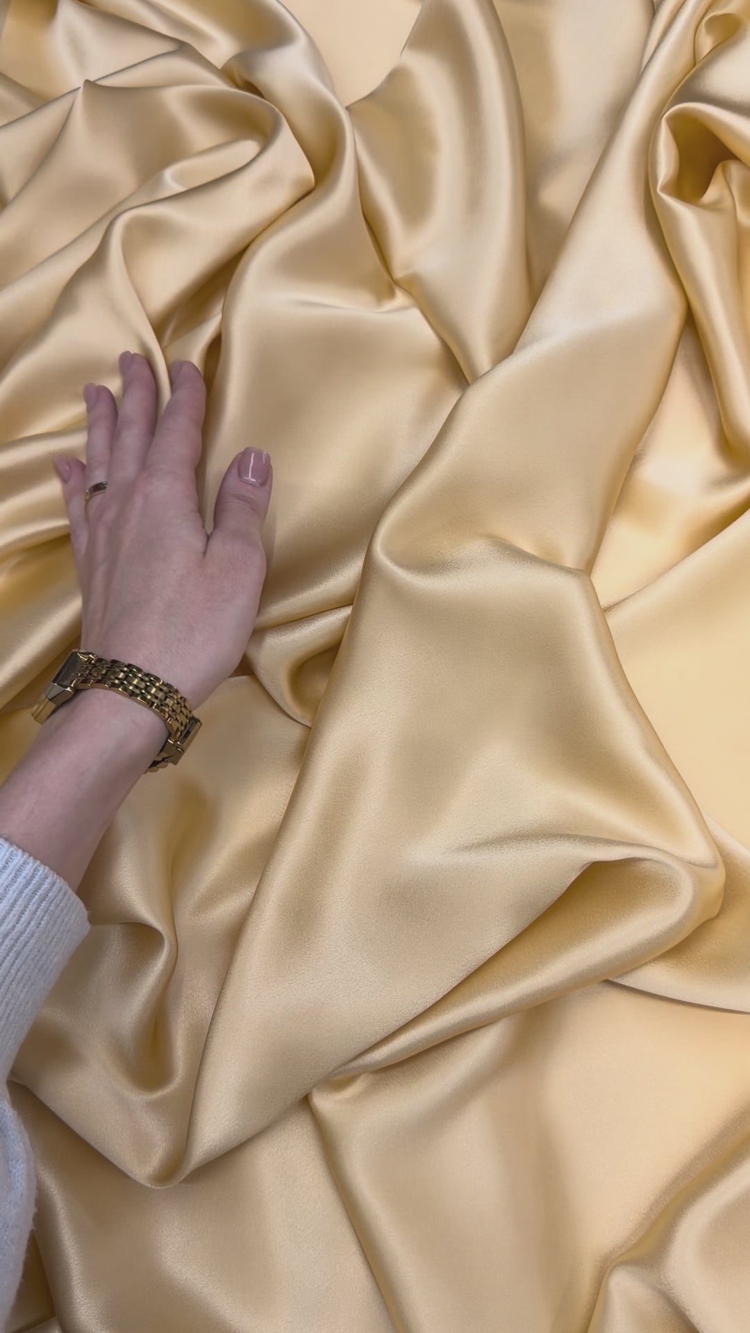 Golden Haze 100% Pure Mulberry Silk Fabric 19mm Cut-to-Size Silk Fabric
